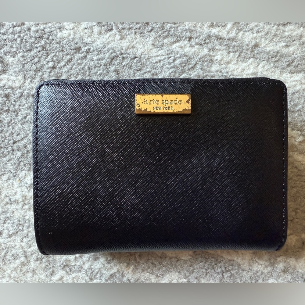 KATE SPADE Newbury Lane Cara Compact Wallet Black